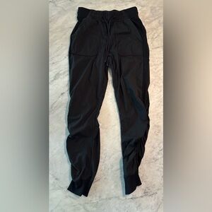 Womens Beyond the Studio High Rise Joggers, Lululemon, Size 6